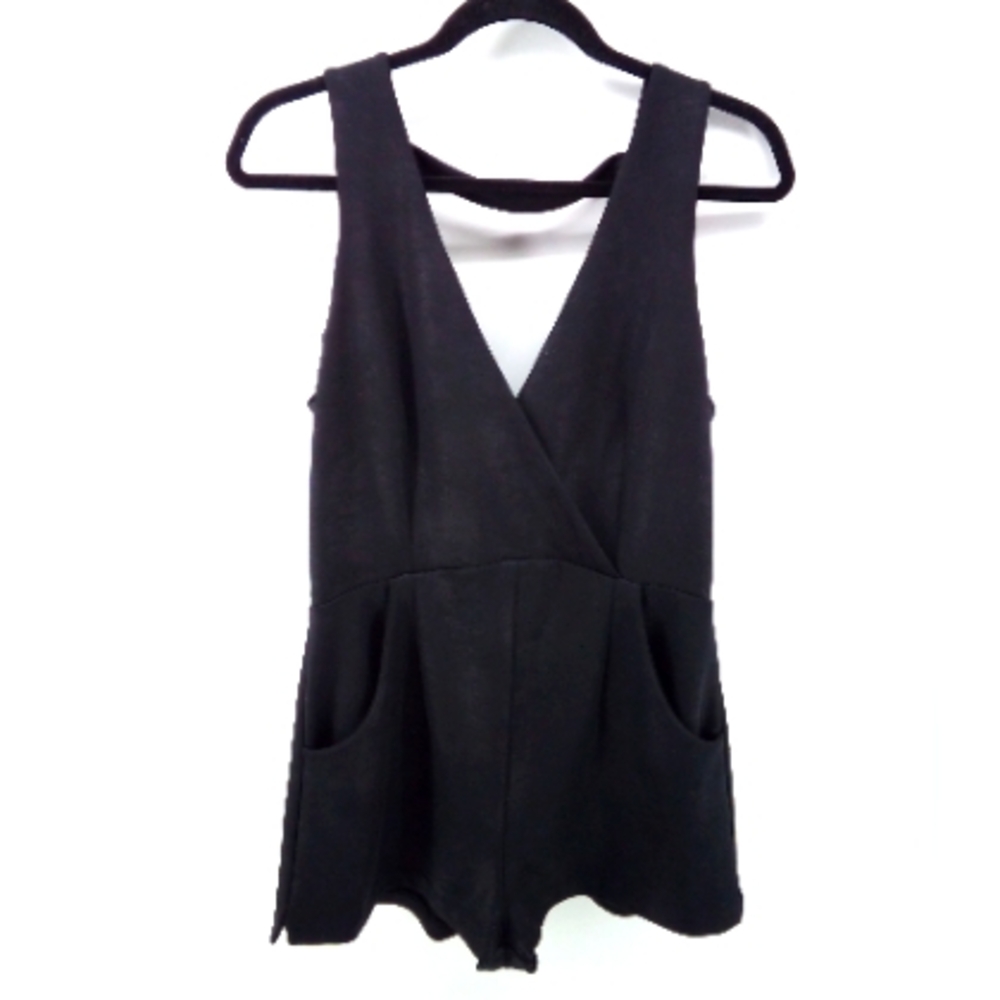 Free People Playsuit Black Romper Vegan Polyester Spandex Blend 6 Pockets Zipper